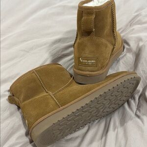 Koolaburra Tan Suede Boots Ankle Height